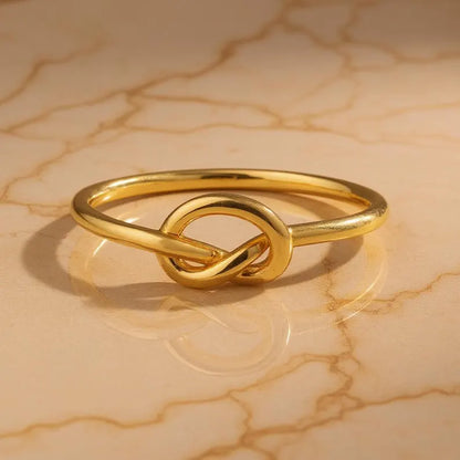 Minimalistic Knot Keepsake Ring