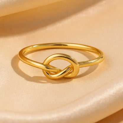 Minimalistic Knot Keepsake Ring