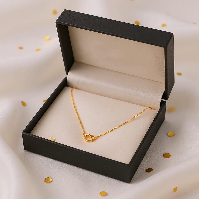 Lovers Knot Necklace