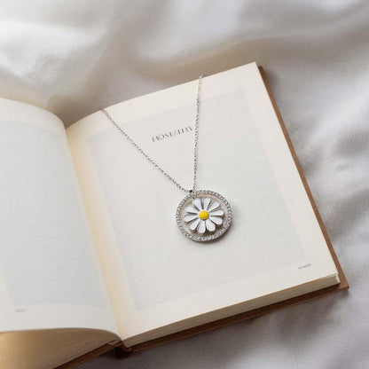 Daisy Hidden Name necklace