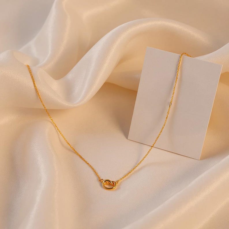 Lovers Knot Necklace