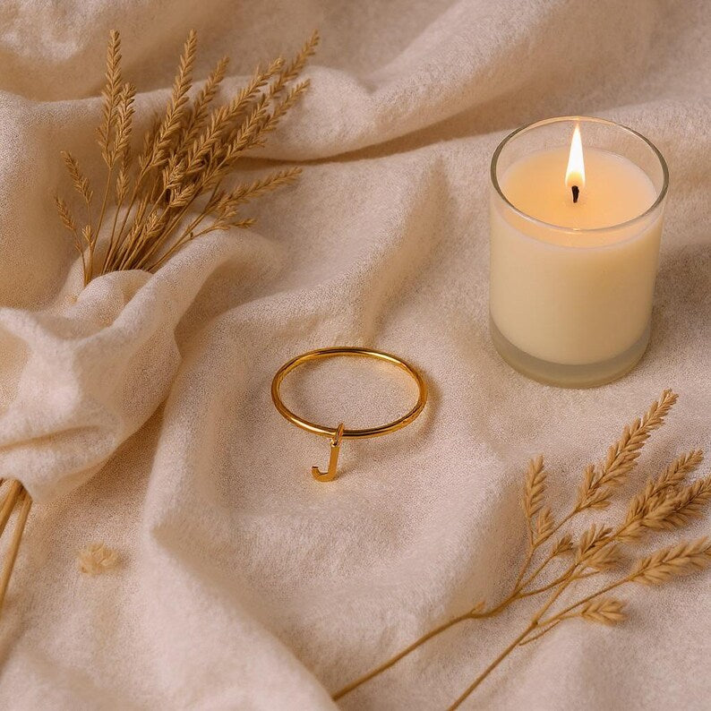 Dangling Initial Ring